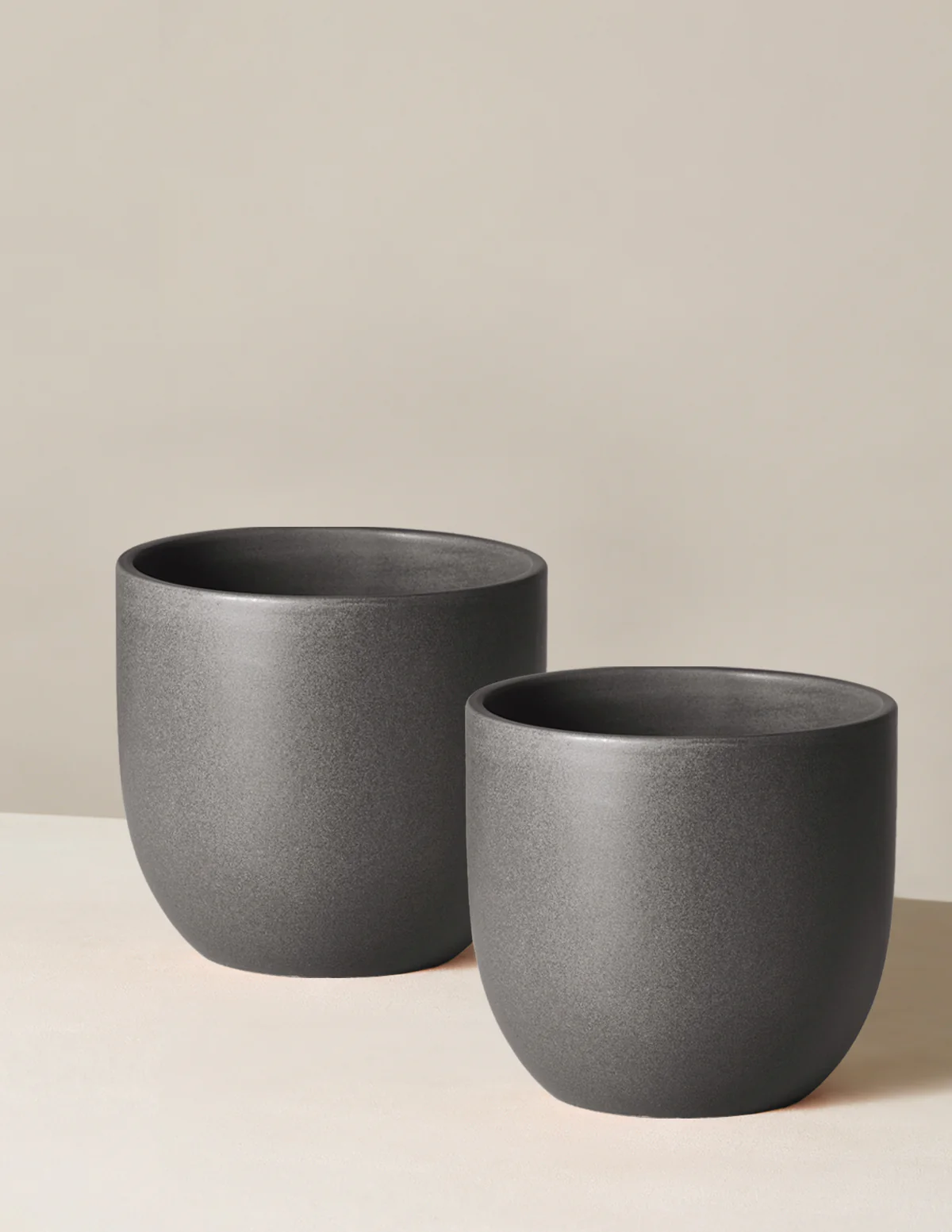 Medium Grant Ceramic Planter Duo - Image 3