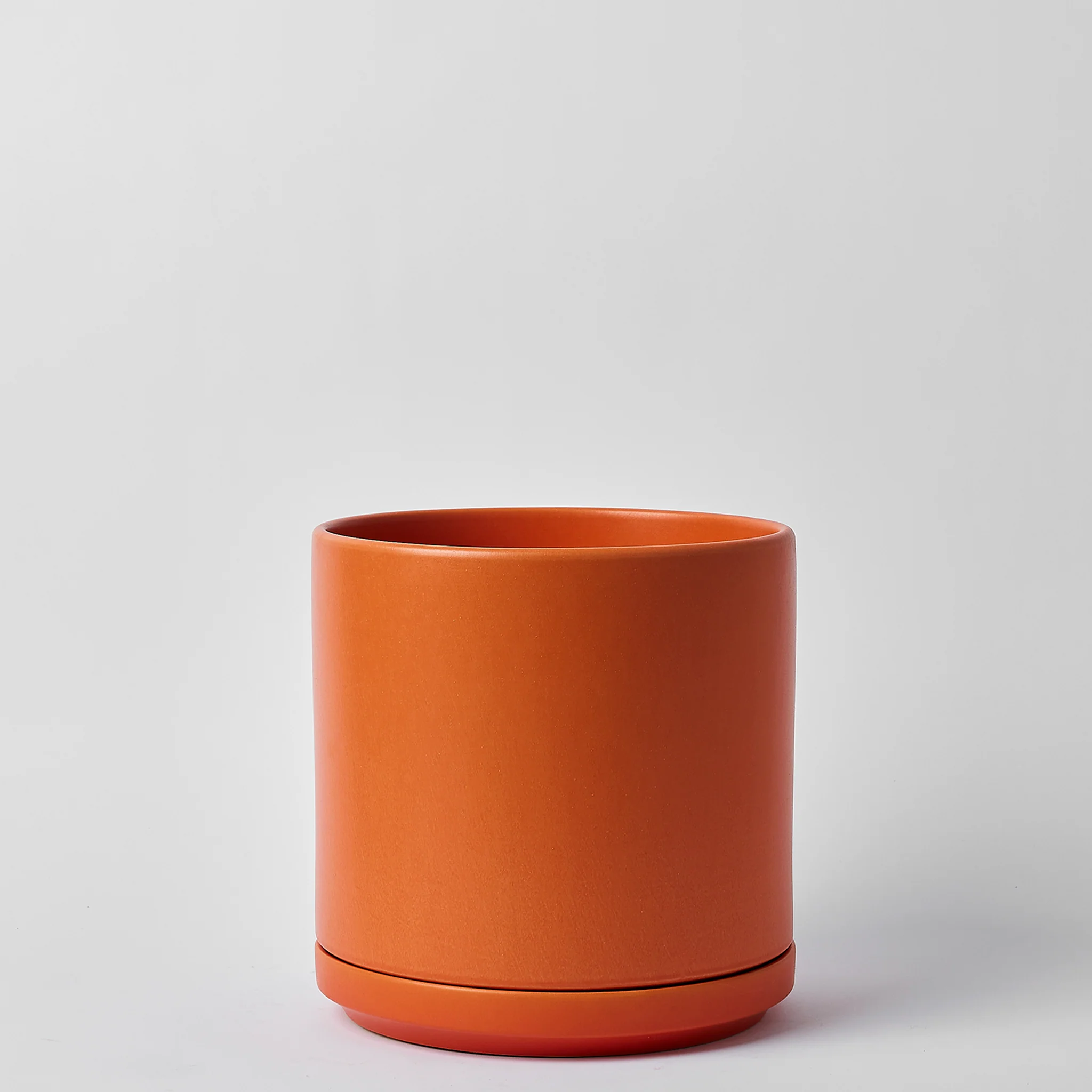 Solid Goods Planter with Saucer - Image 8