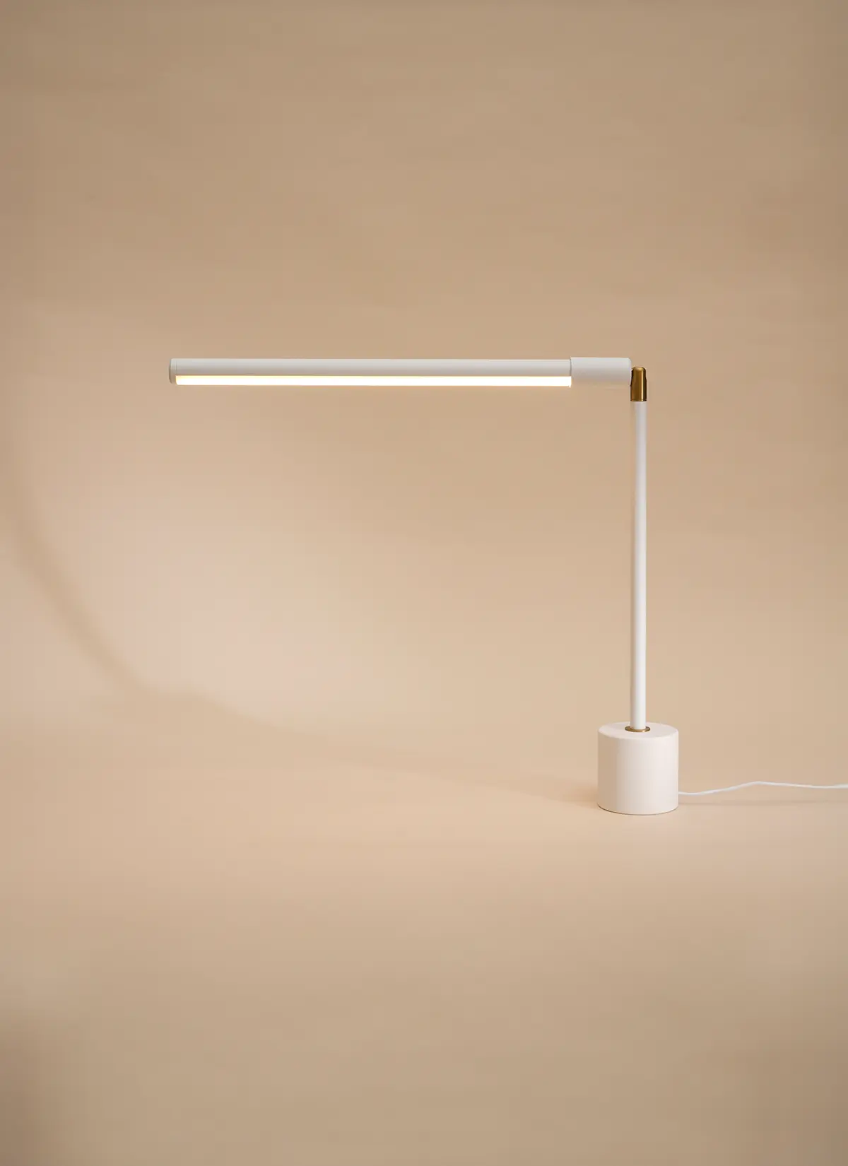 Versa Tabletop Grow Light - Image 10