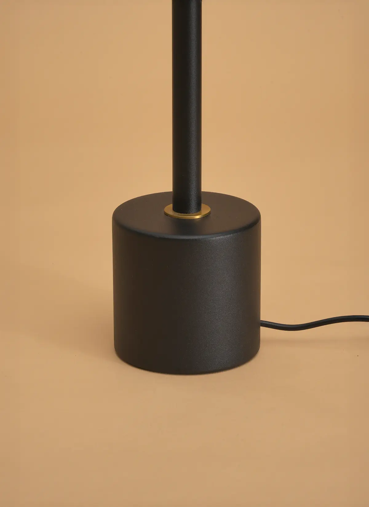 Versa Tabletop Grow Light - Image 9